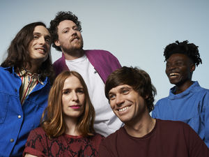 METRONOMY en València